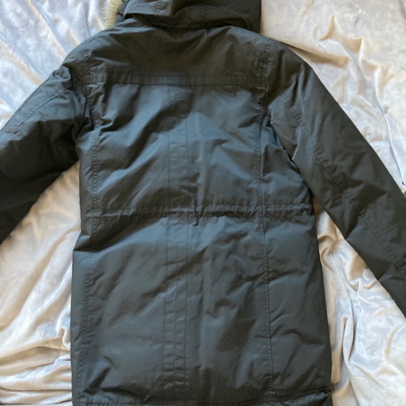 Banana Republic women’s small winter jacket - Picture 8 of 9